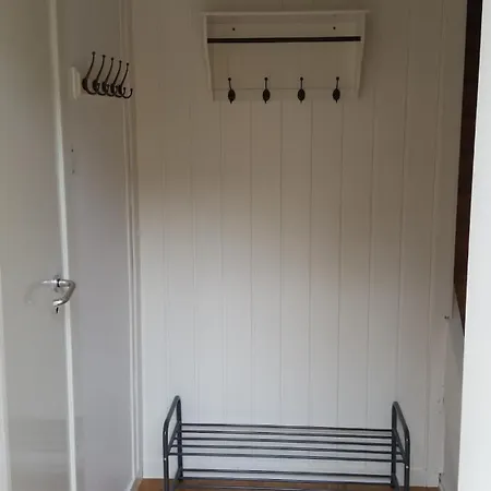 Andre Etasje, Hjemmekoselig Og Sentral فردريكسْتاد